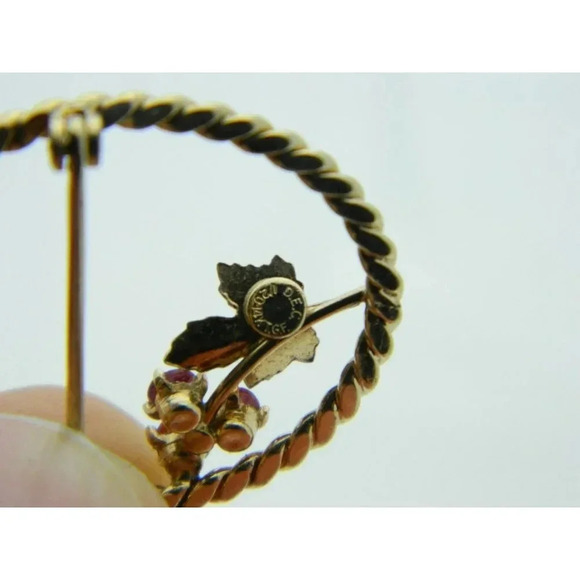 VTG DCE DEC 1/20 14kt Gold Filled Red Rhinestone Flower Leaf Circle Pin Brooch - Picture 3 of 3